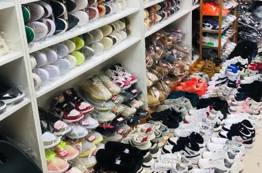 洗鞋店